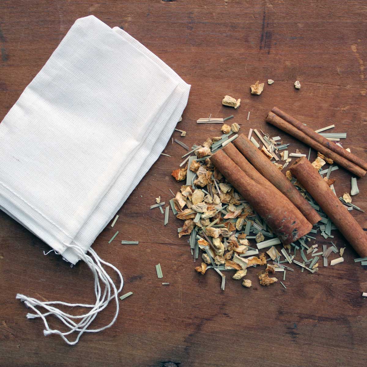 Oliver Pluff & Co Lemon Ginger Hot Toddy Kit