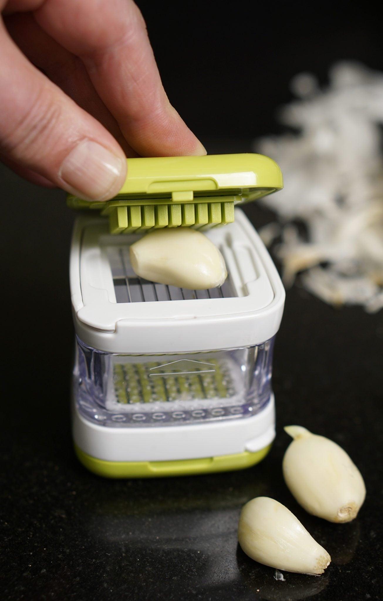 RSVP Garlic Cube