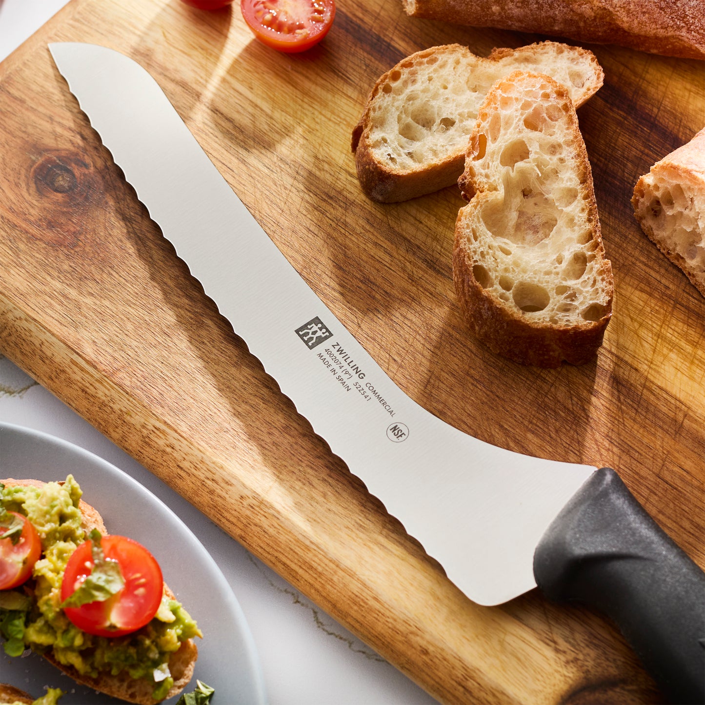 Zwilling Commercial Offset Sandwich Knife: 9"