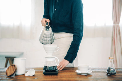 Hario V60 Ceramic Pour Over Coffee 02 Set: White