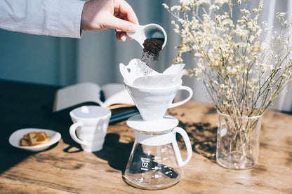 Hario V60 Ceramic Pour Over Coffee 02 Set: White