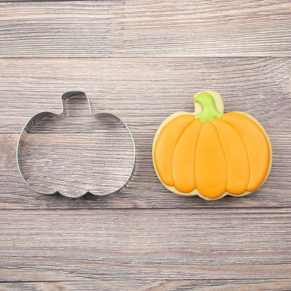 Ann Clark Cookie Cutter: Pumpkin, 4"