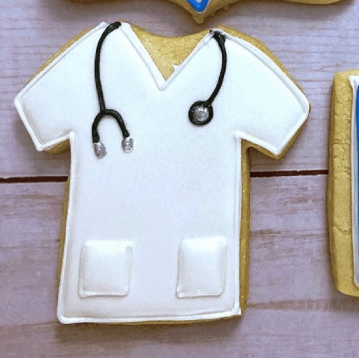 Ann Clark Cookie Cutter: T-Shirt