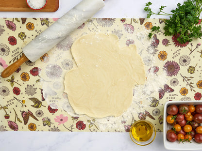 Bee's Wrap Cut-To-Size Roll: Meadow Magic