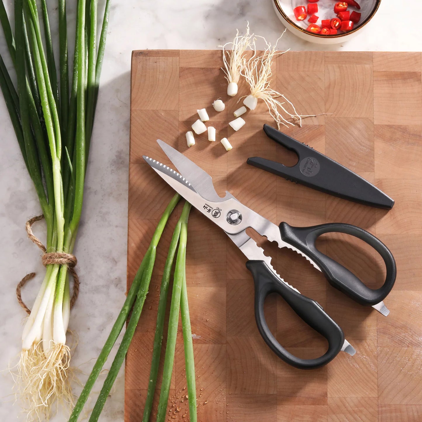 Cangshan Heavy-Duty Multi-Purpose 9" Kitchen Shears