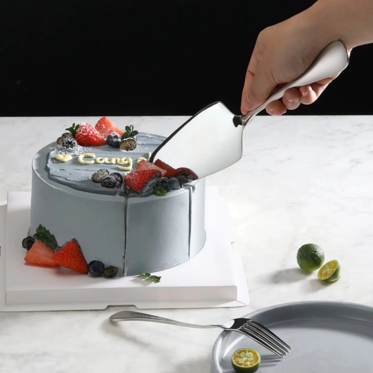 Cangshan Rain Flatware: Pie Server