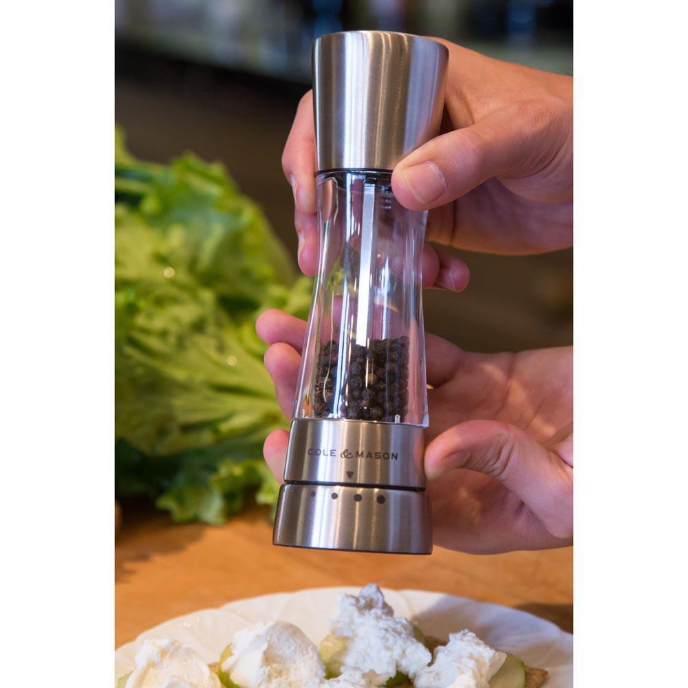 Cole & Mason Derwent Pepper Mill: Stainless Steel
