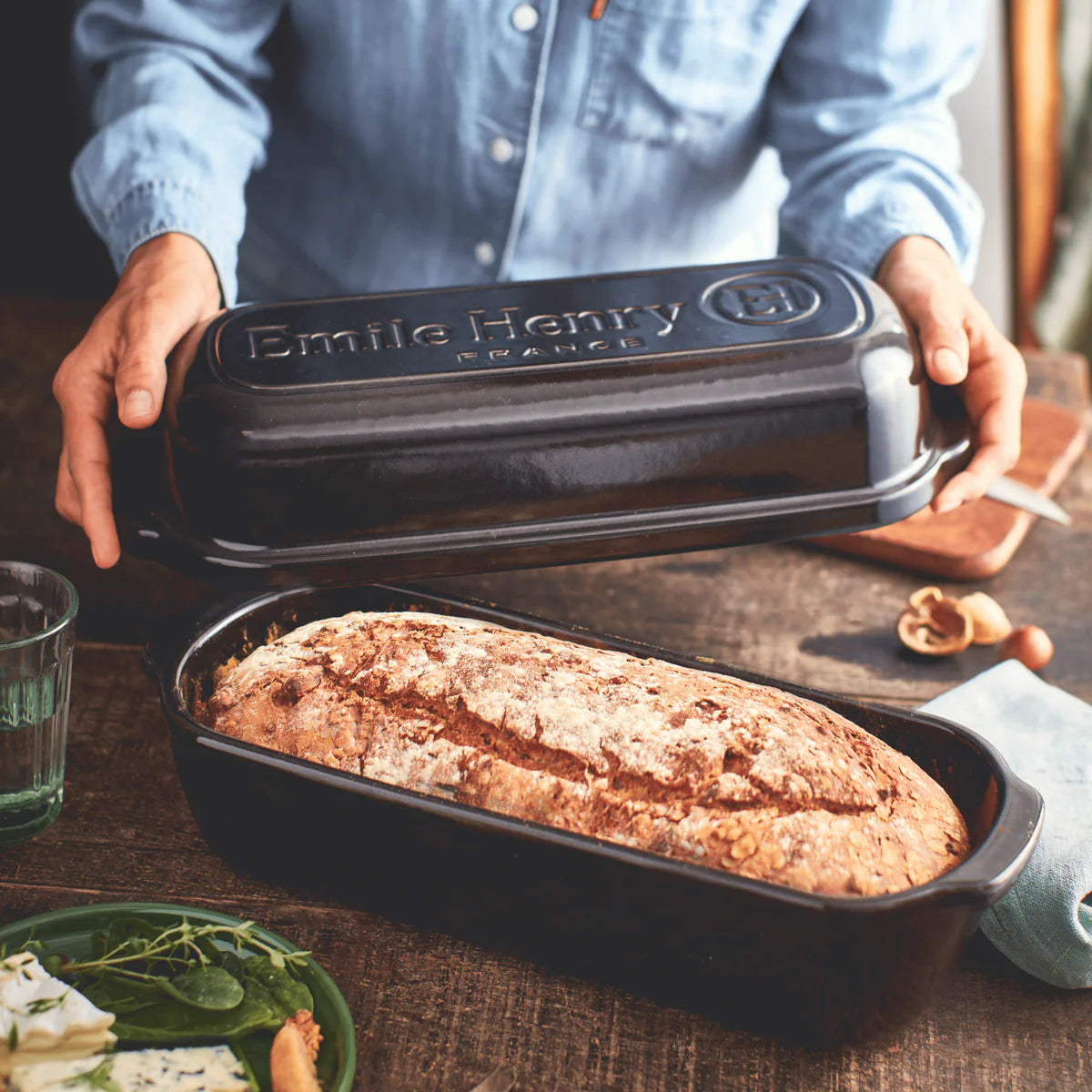 Emile Henry Bread Baker: Italian / Pullman, Truffle