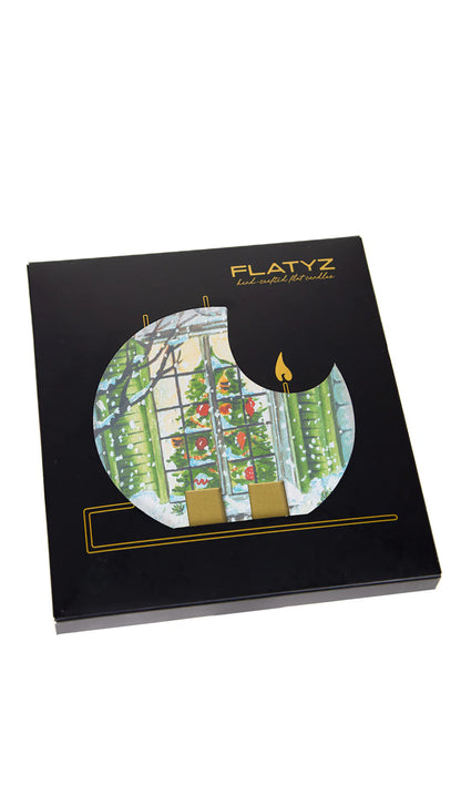 Flatyz Round Candle: Christmas Tree in Window