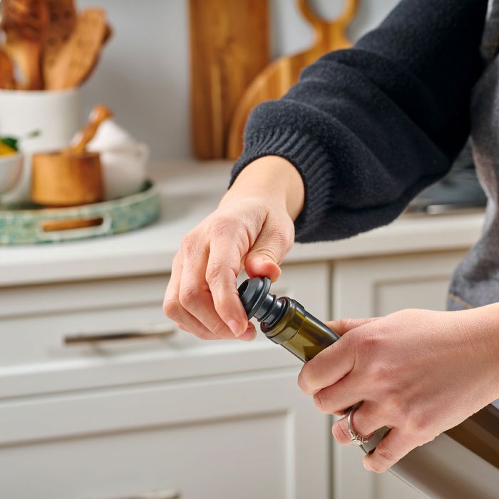 HIC Rechargeable Wine Preserver Set