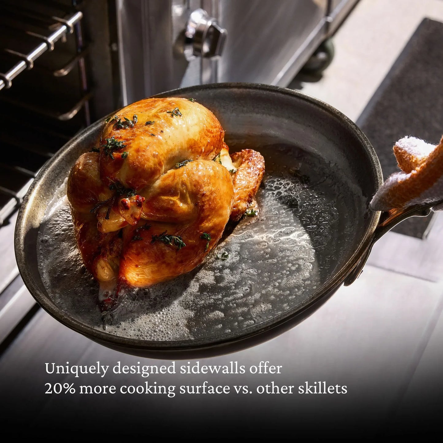 Hestan ProBond Luxe Skillet: 11"