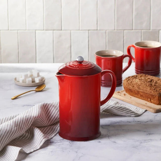 Le Creuset French Press: 34 oz., Cerise