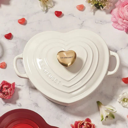 Le Creuset Heart Collection Shallow Cocotte: 1.25 QT, White