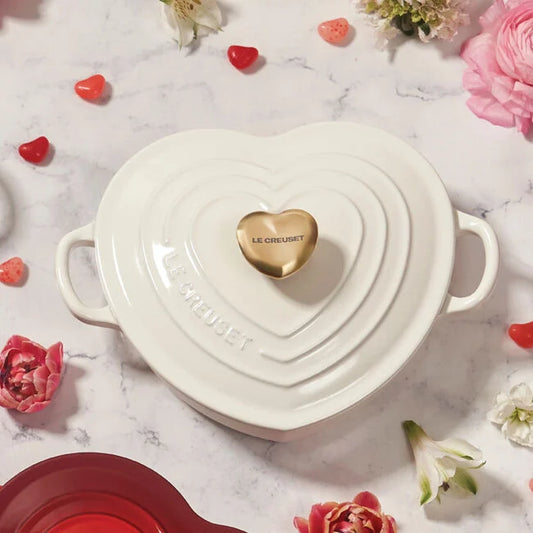 Le Creuset Heart Collection Shallow Cocotte: 1.25 QT, White