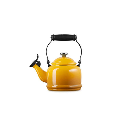 Le Creuset Kettle: Demi, Nectar
