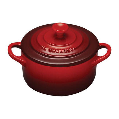 Le Creuset Cocotte: 8 oz., Cerise