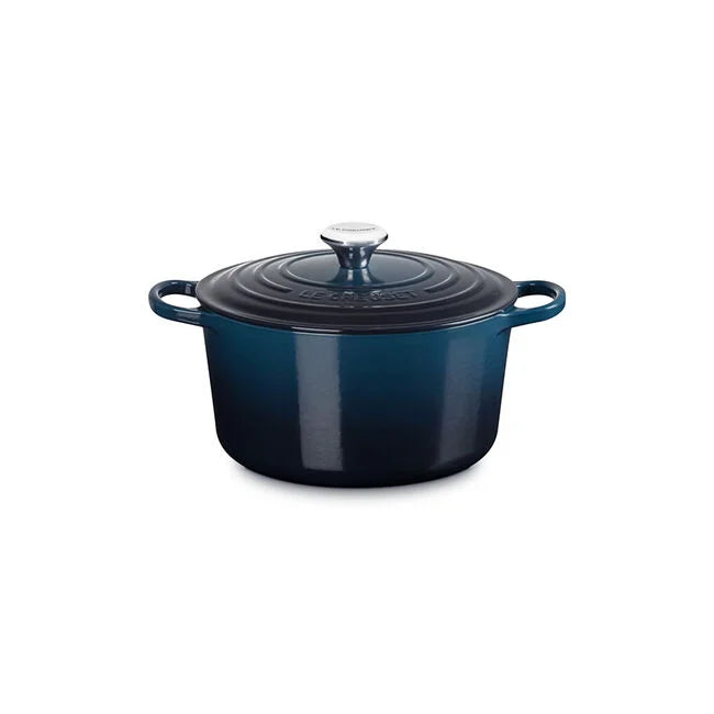 Le Creuset Round Deep Dutch Oven: 6.5 QT, Nuit