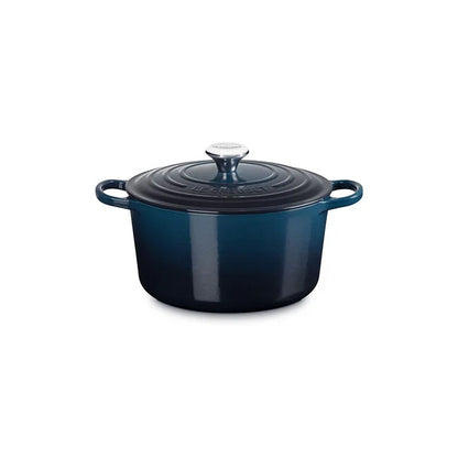 Le Creuset Round Deep Dutch Oven: 6.5 QT, Nuit