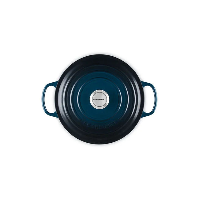 Le Creuset Round Dutch Oven: 5.5 QT, Nuit