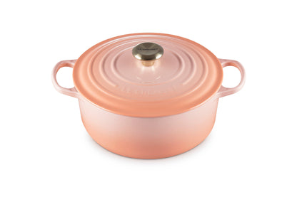 Le Creuset Round Dutch Oven: 5.5 QT, Peche