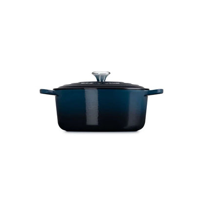 Le Creuset Round Dutch Oven: 7.25 QT, Nuit