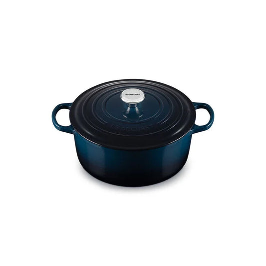 Le Creuset Round Dutch Oven: 7.25 QT, Nuit