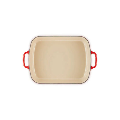Le Creuset Signature Roaster: 5.25 QT, Cerise