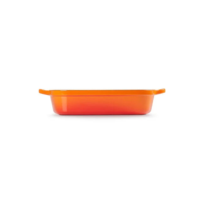 Le Creuset Signature Roaster: 5.25 QT, Flame