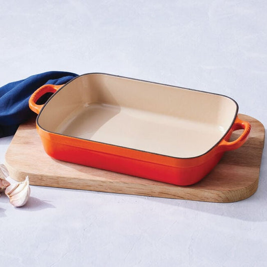 Le Creuset Signature Roaster: 5.25 QT, Flame