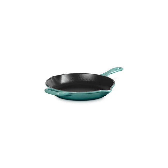 Le Creuset Skillet: 10.25", Bleu Riviera