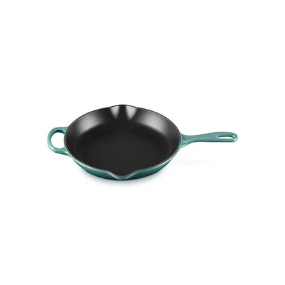 Le Creuset Skillet: 10.25", Bleu Riviera