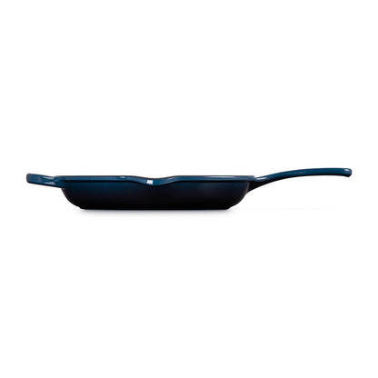 Le Creuset Skillet: 10.25", Nuit