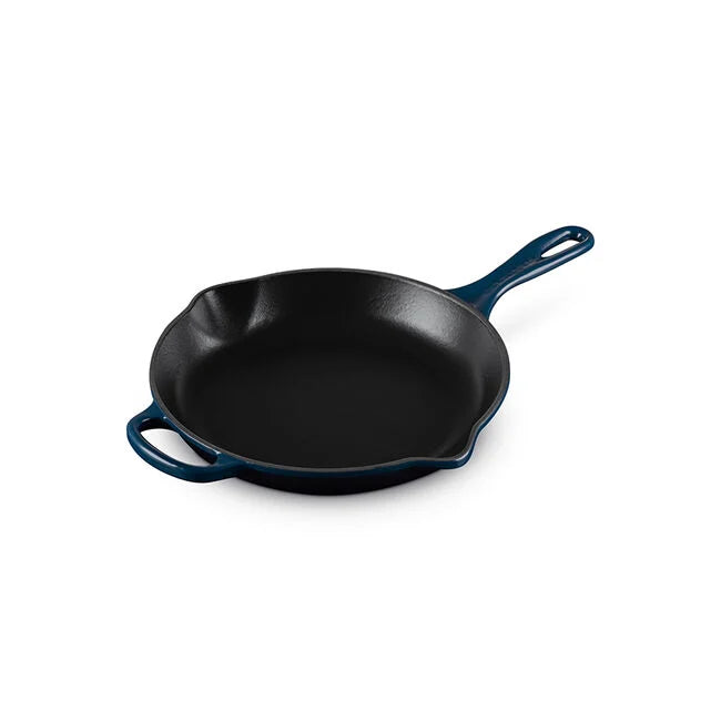 Le Creuset Skillet: 10.25", Nuit