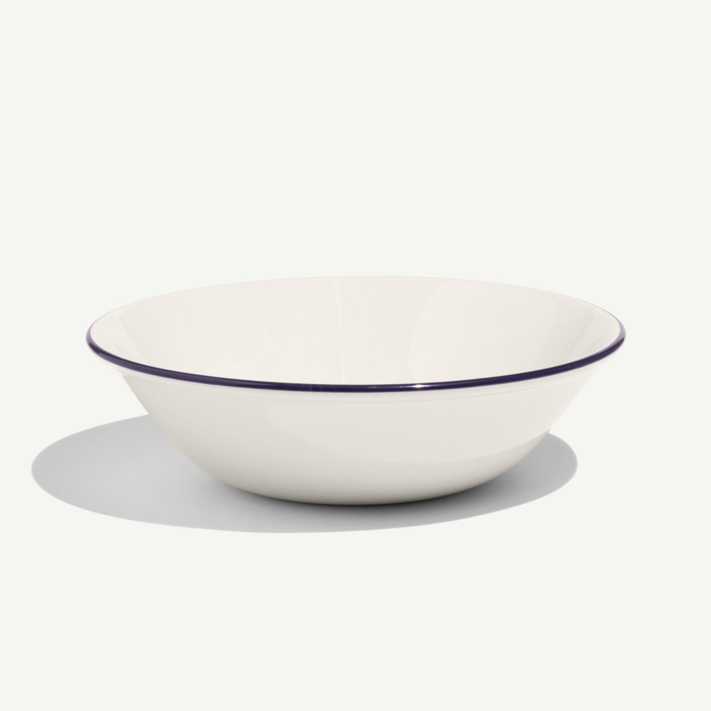 MADE IN® Tabletop Large Soup Bowls (Set of 4): Blue Rim