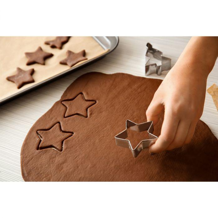 Mrs. Anderson's Star Cutter