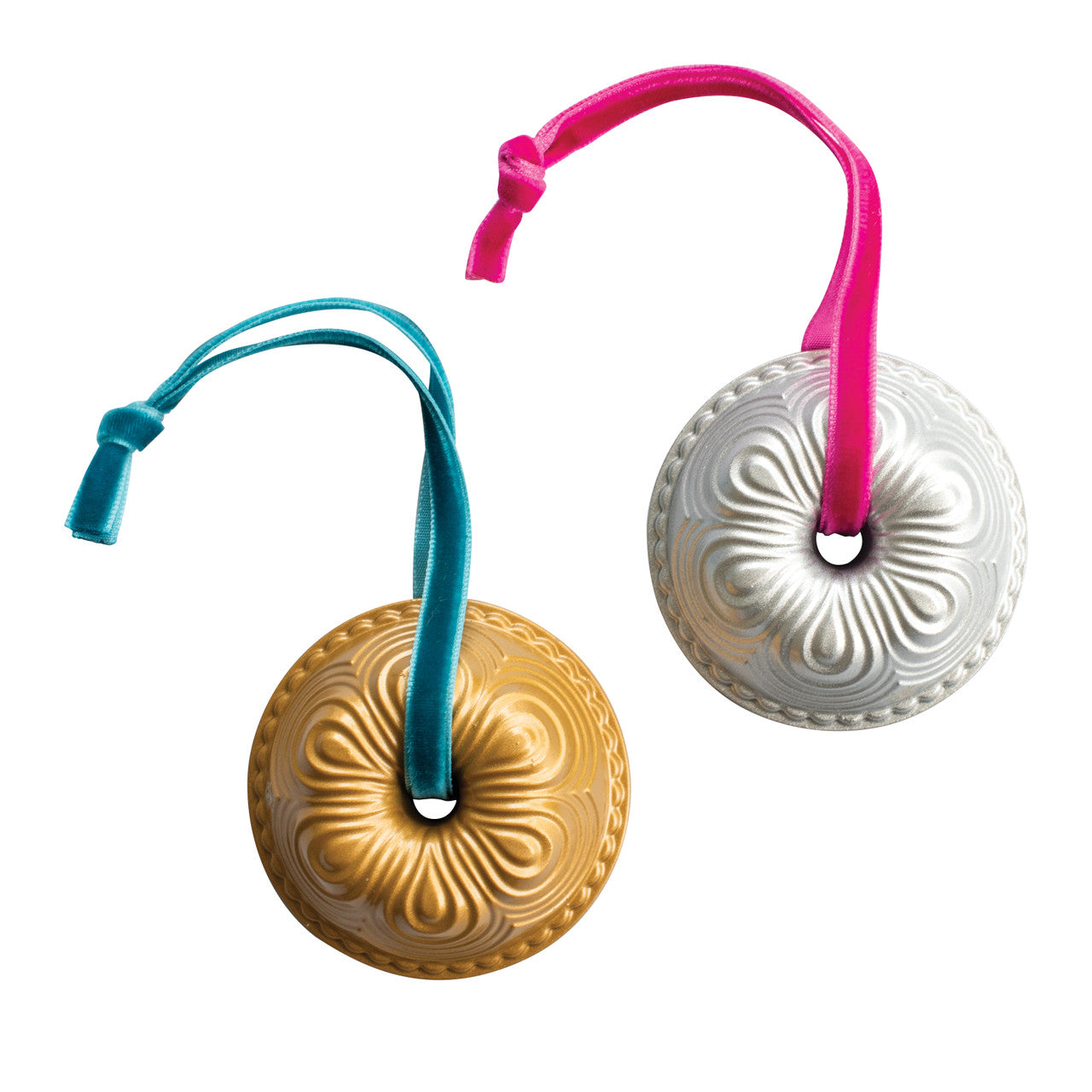 NordicWare 2024 Collectible Ornament: Chiffon Bundt