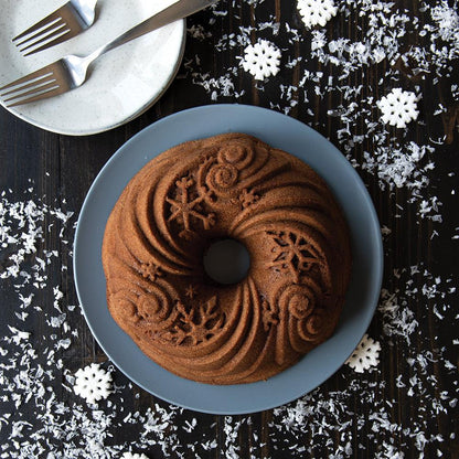 NordicWare Bundt Pan: 10 cup, Let It Snow