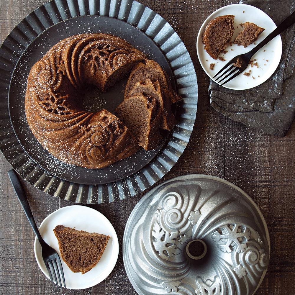 NordicWare Bundt Pan: 10 cup, Let It Snow