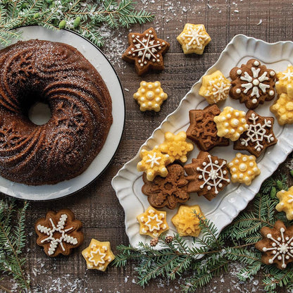 NordicWare Bundt Pan: 10 cup, Let It Snow