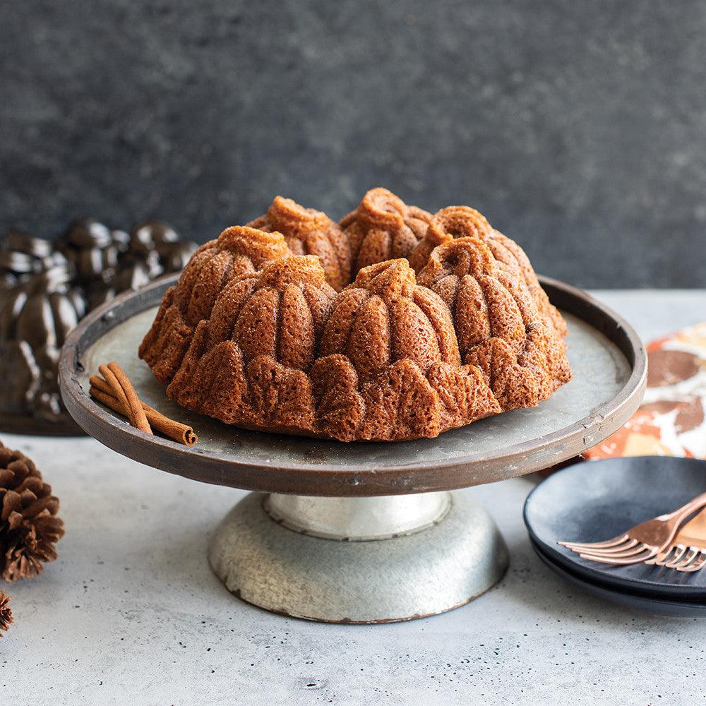 NordicWare Bundt Pan: 10 cup, Pumpkin Patch
