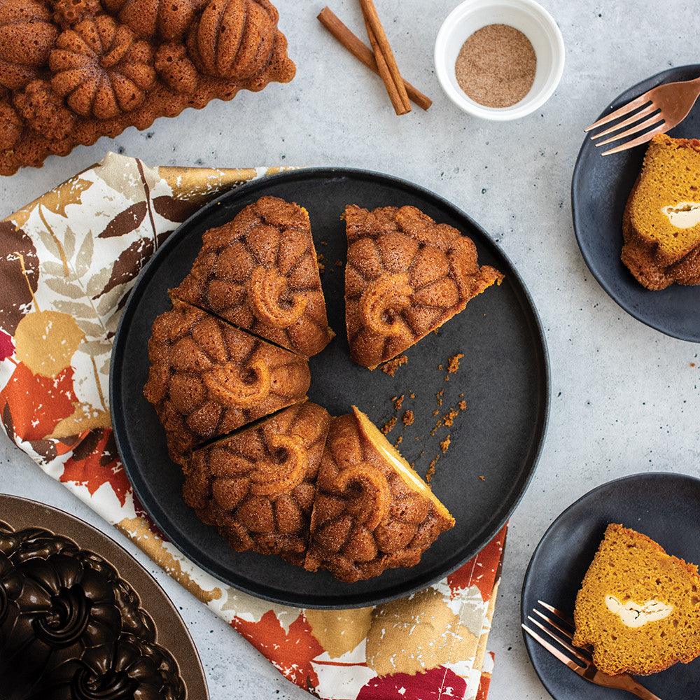 NordicWare Bundt Pan: 10 cup, Pumpkin Patch