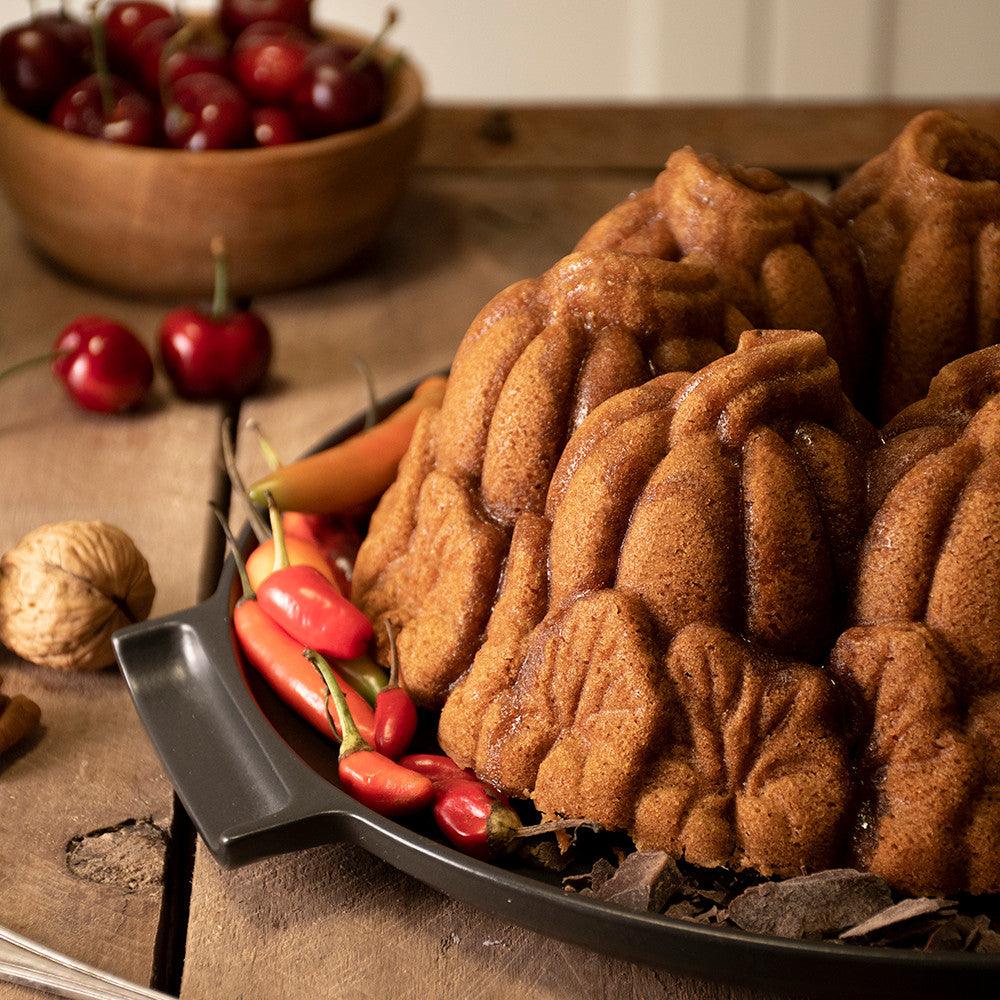 NordicWare Bundt Pan: 10 cup, Pumpkin Patch