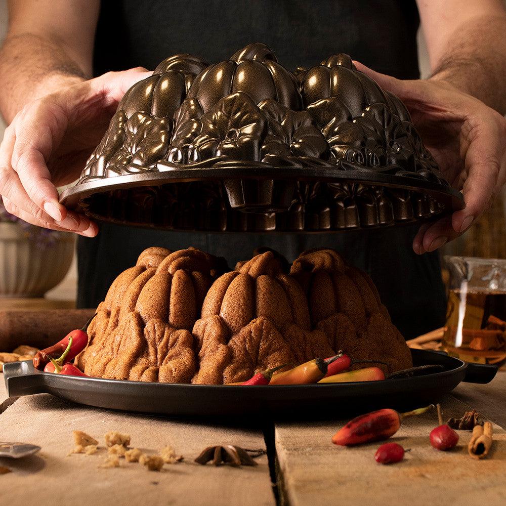 NordicWare Bundt Pan: 10 cup, Pumpkin Patch