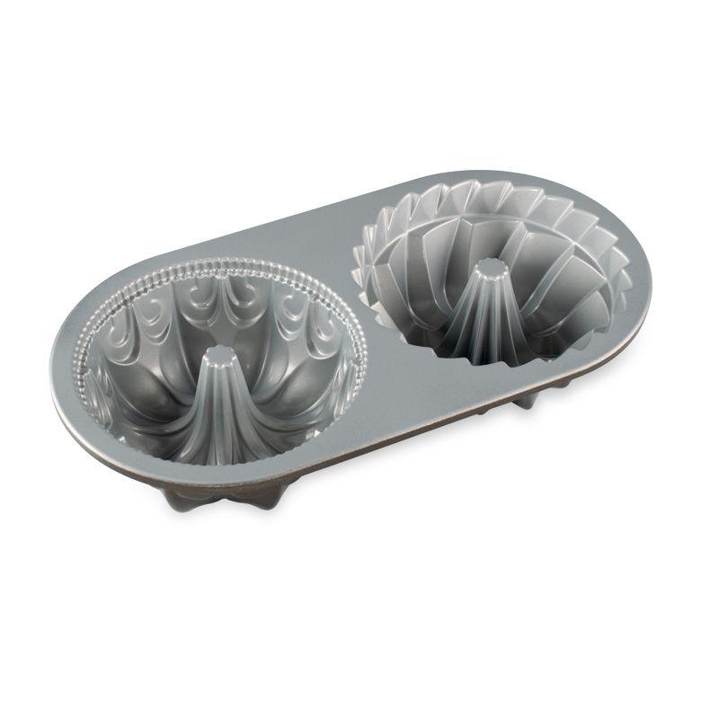 NordicWare Bundtlette Pan: 5 cup, Duet