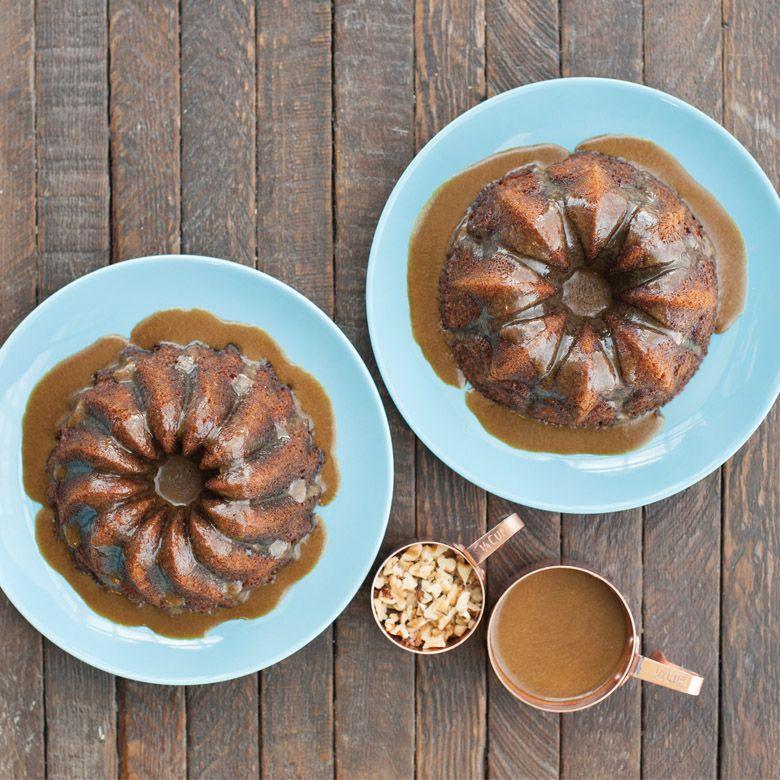 NordicWare Bundtlette Pan: 5 cup, Duet