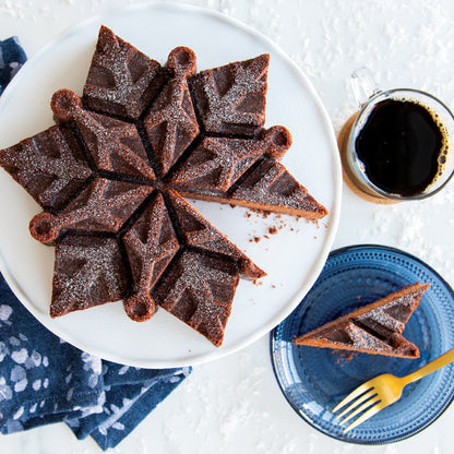NordicWare Cake Pan: Snowflake