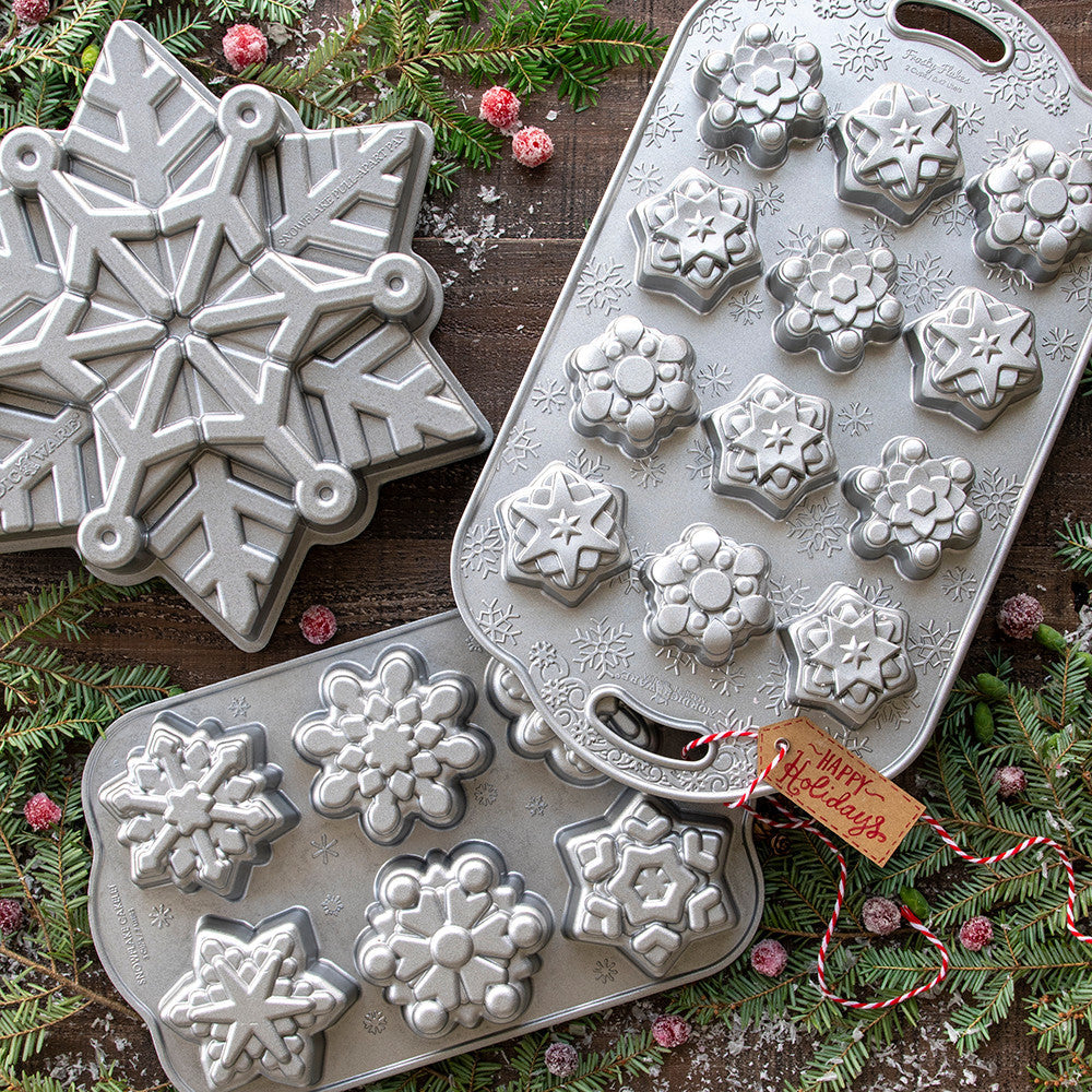NordicWare Cake Pan: Snowflake