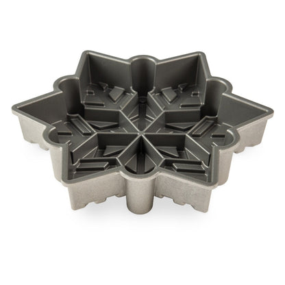 NordicWare Cake Pan: Snowflake