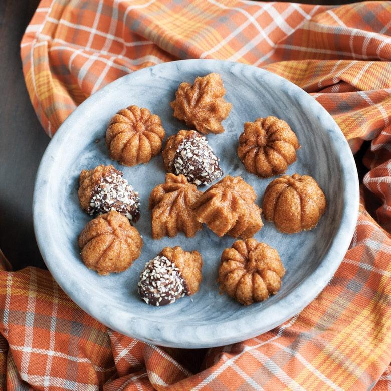 NordicWare Cakelet Pan: Autumn Delights