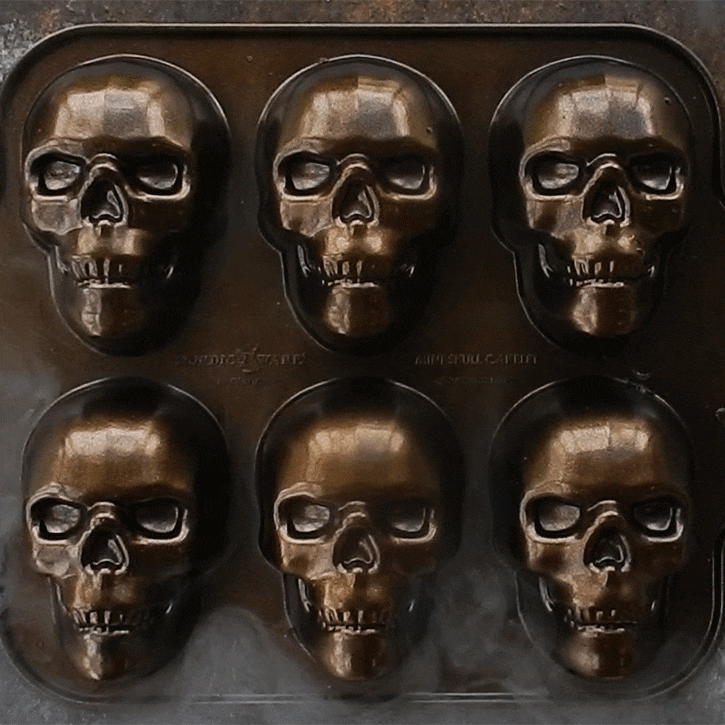NordicWare Cakelet Pan: Haunted Skull